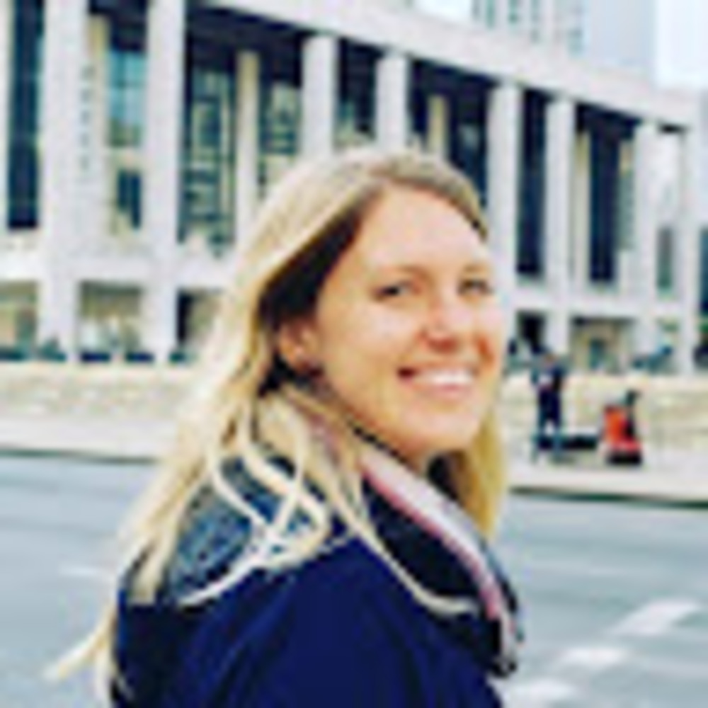 Meet your Posher, Simone